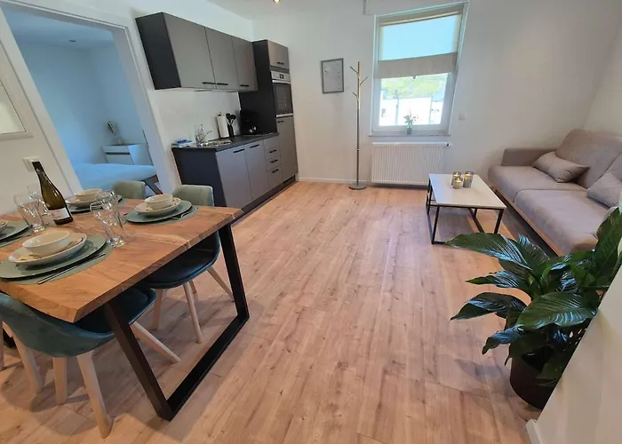 Navia Sol - Premium Апартаменты Монтабаур